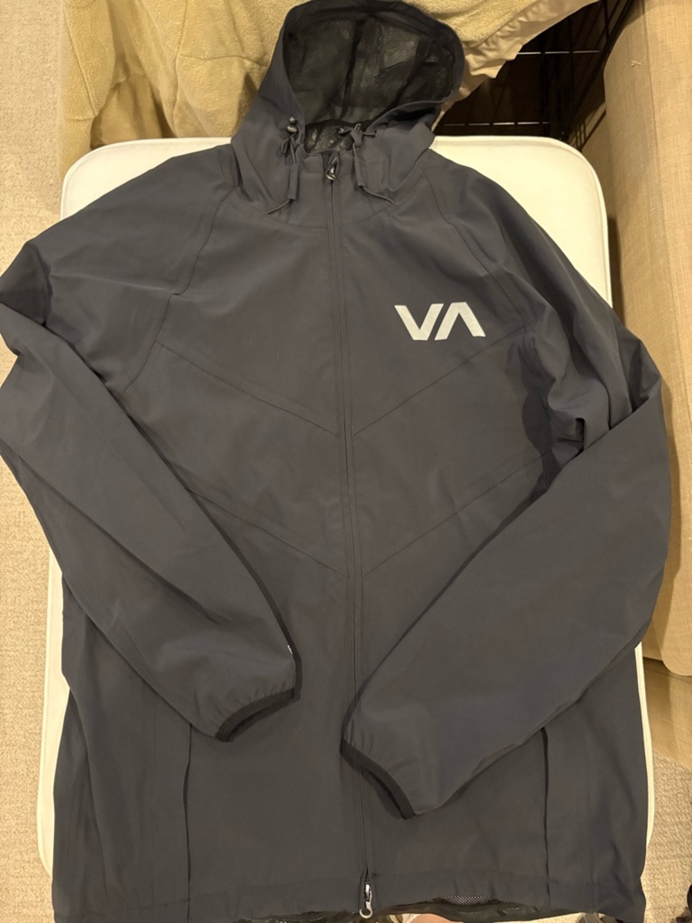 RVCA Raincoat Windbreaker Jacket Men’s XL (Black)